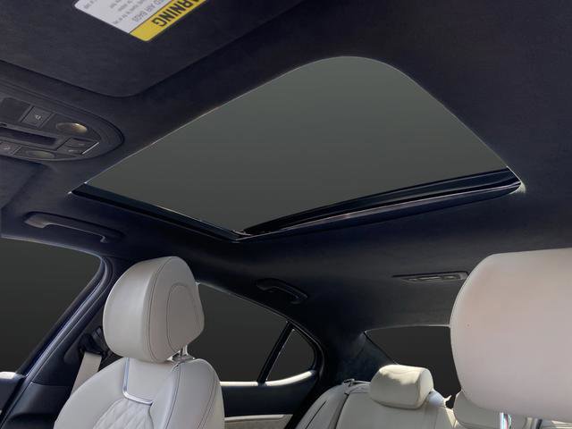 Used 2023 Genesis G70 3.3T w/ Sport Prestige Package image 7