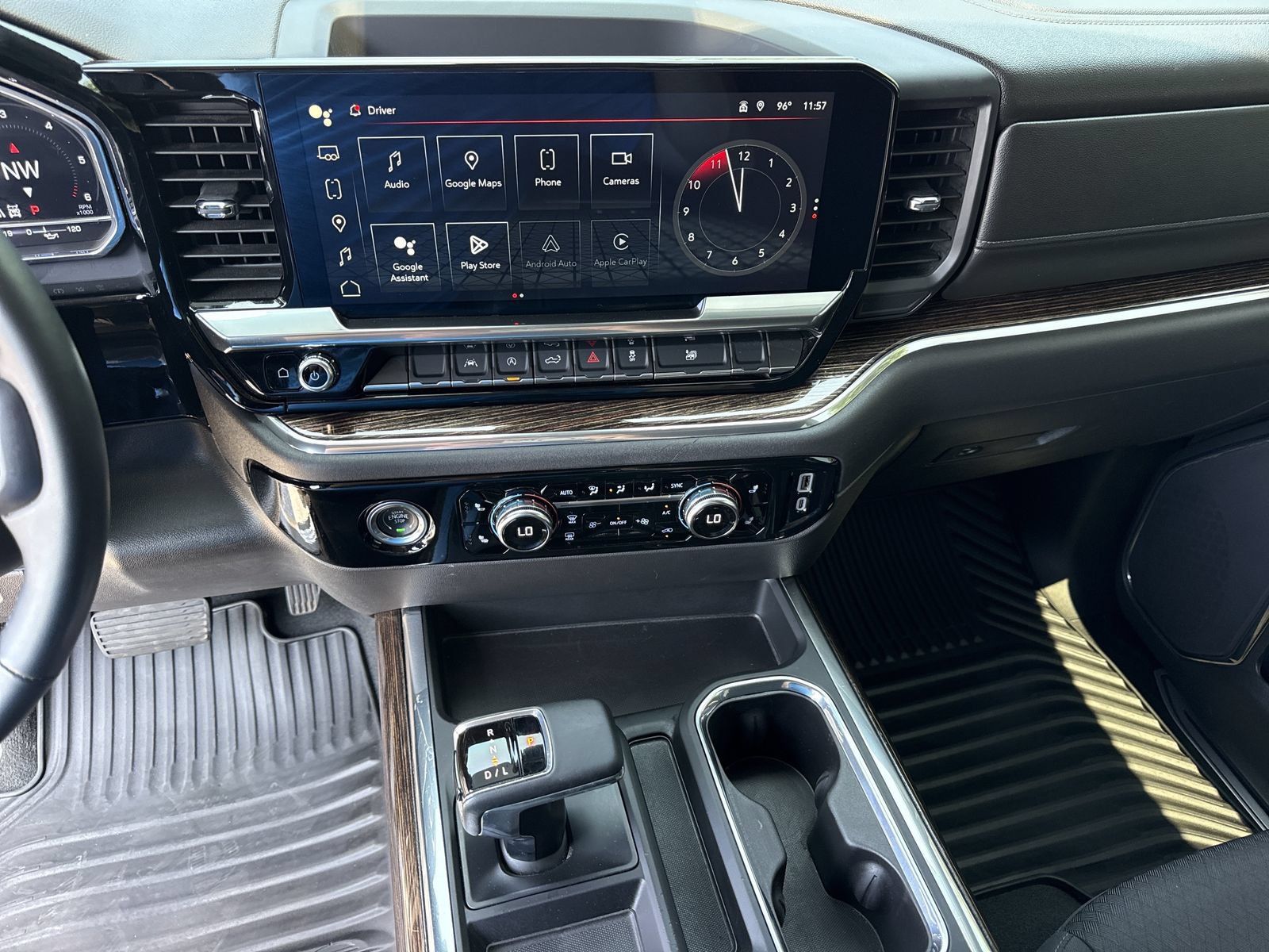 Used 2024 GMC Sierra 1500 Elevation AWD/4WD image 28