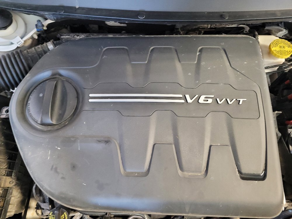 Used 2019 Jeep Cherokee Latitude Plus AWD/4WD image 30