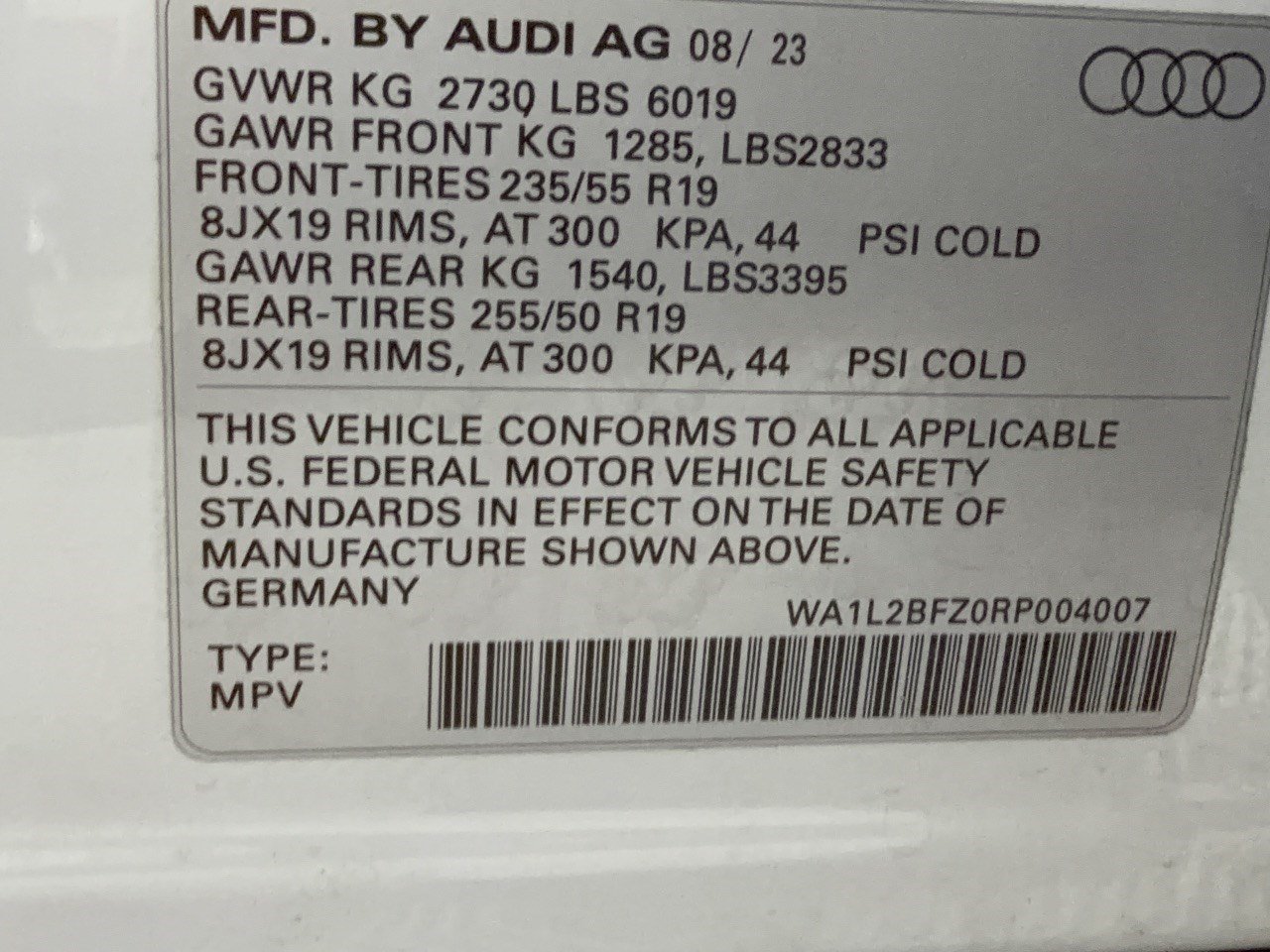 Certified 2024 Audi Q4 e-tron Premium Plus AWD/4WD image 32