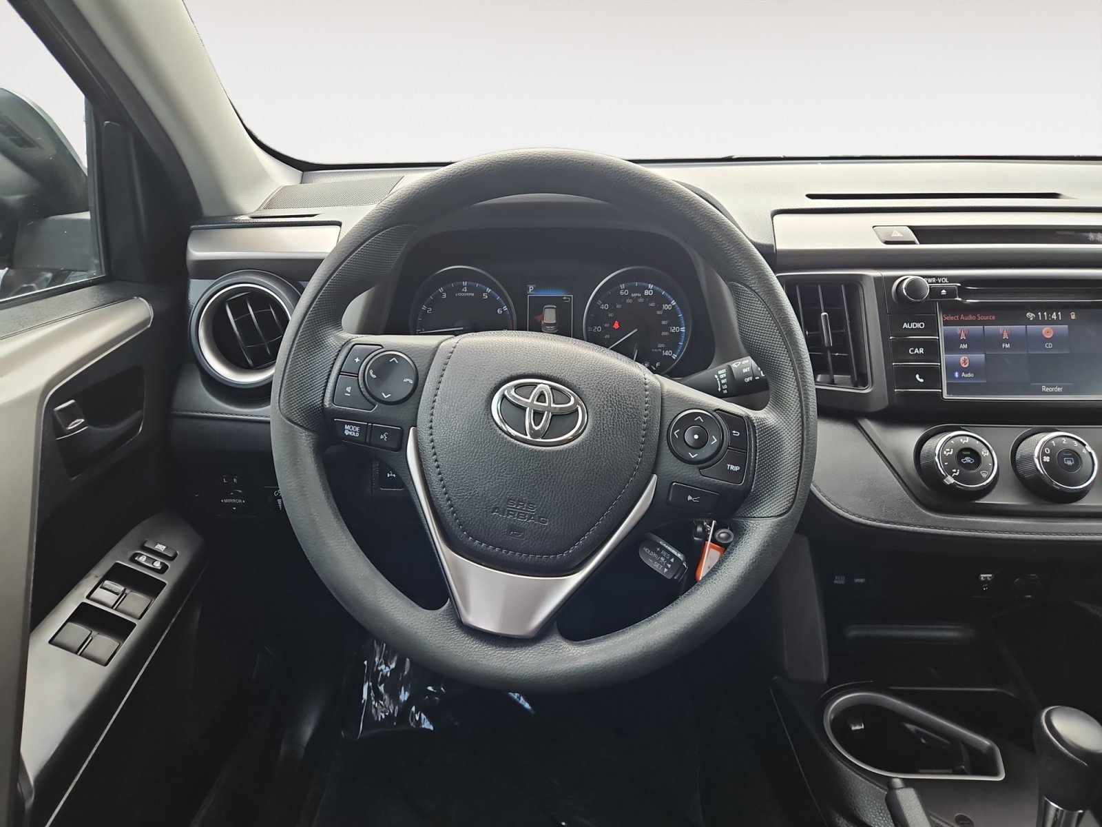Used 2017 Toyota RAV4 LE w/ Carpet Mat Package AWD/4WD image 10