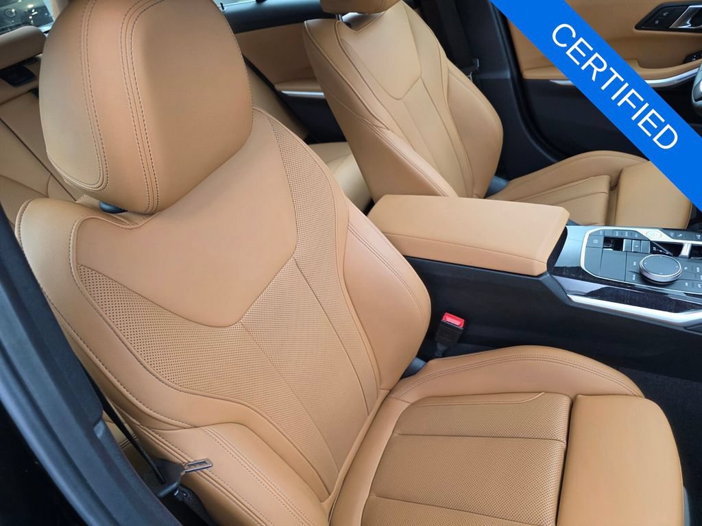 Used 2024 BMW 330i xDrive Sedan w/ Premium Package AWD/4WD image 28