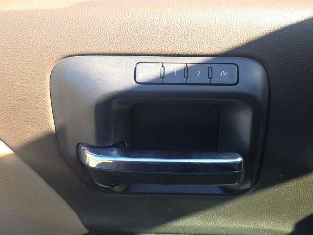 Used 2018 GMC Sierra 1500 Denali AWD/4WD image 17