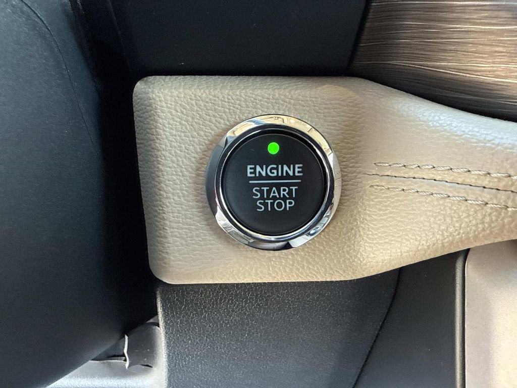 Used 2024 Ford Expedition Max Limited image 34