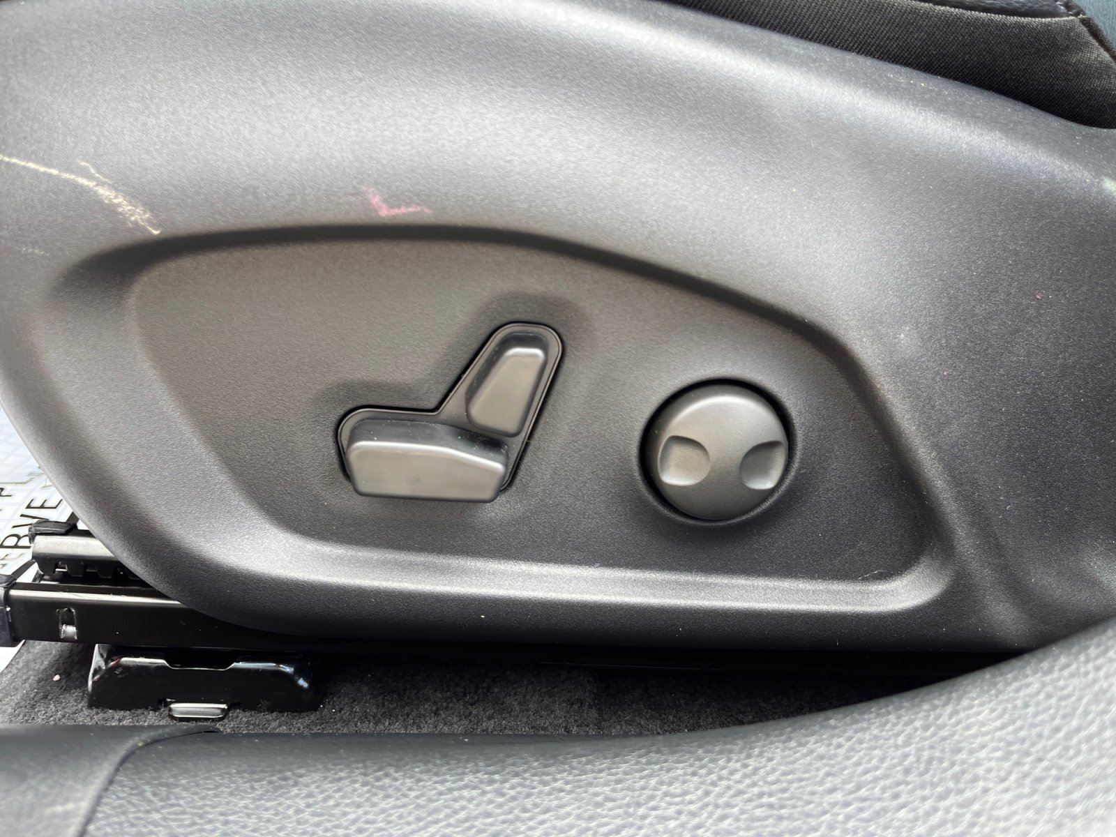 New 2026 Jeep Compass Limited image 13