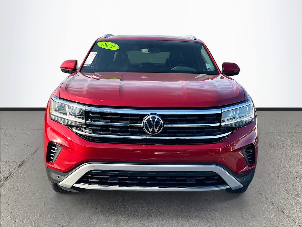 Used 2021 Volkswagen Atlas Cross Sport SE image 2
