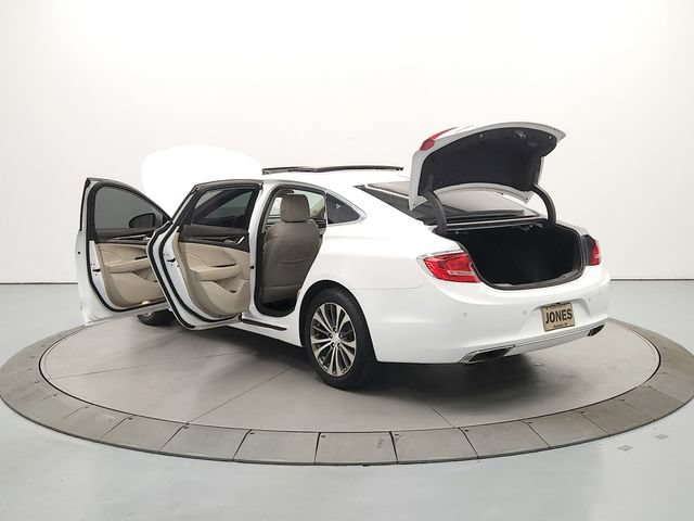 Used 2018 Buick LaCrosse Essence w/ Sun and Shade Package FWD image 14