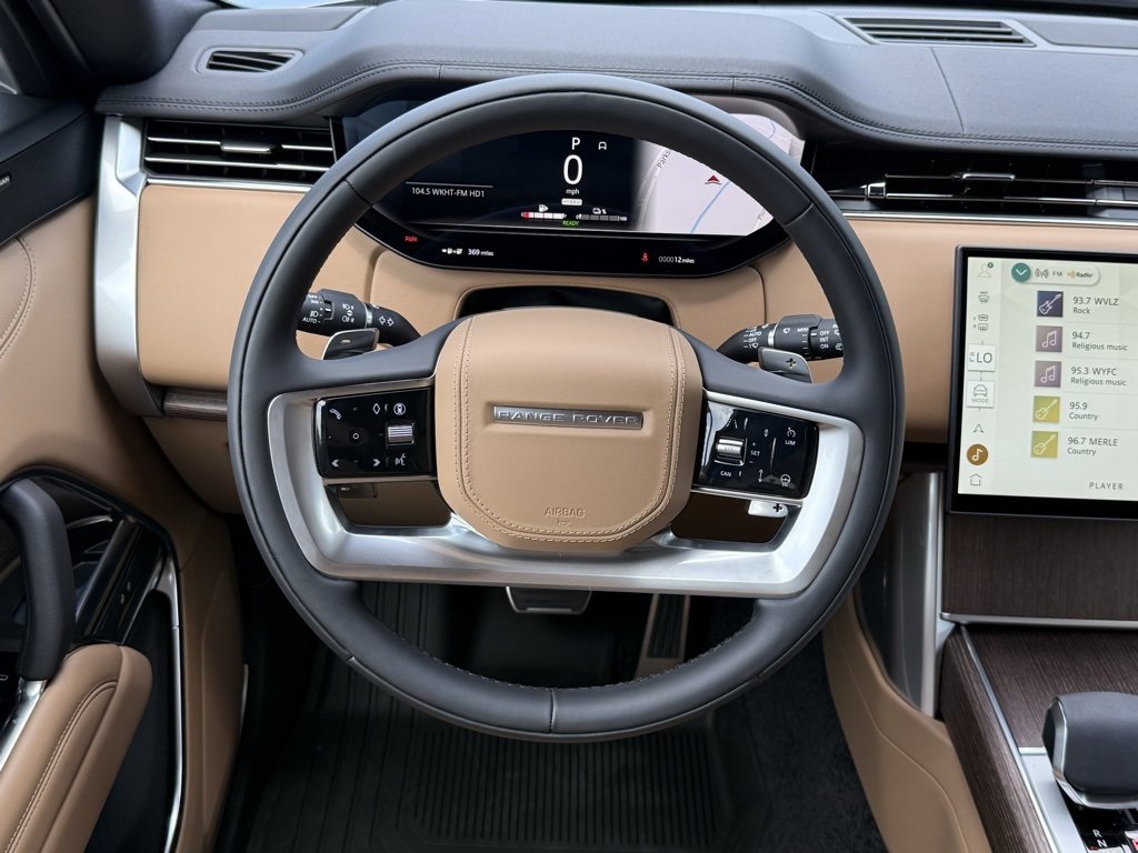 New 2025 Land Rover Range Rover SE image 18