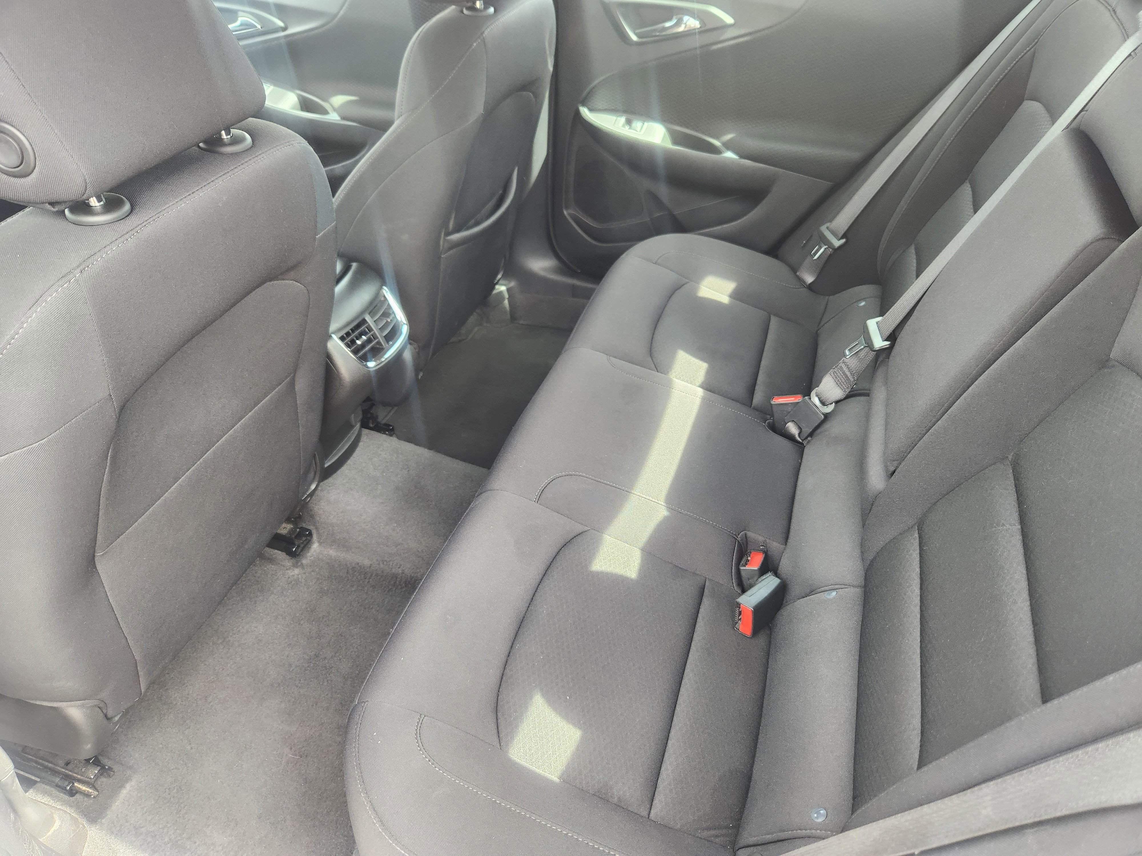 Used 2024 Chevrolet Malibu LT FWD image 18