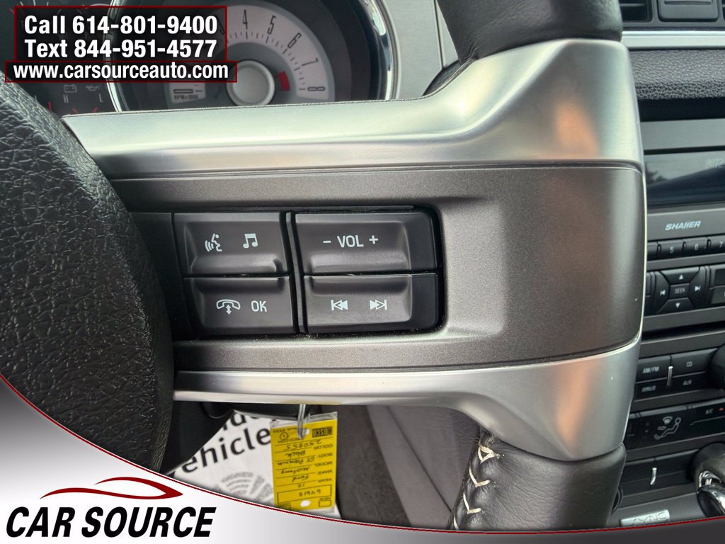 Used 2012 Ford Mustang GT Premium w/ HID Headlamps & Security Pkg RWD image 11