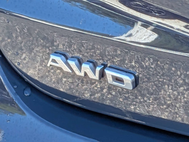 Certified 2025 Cadillac XT6 Premium Luxury AWD/4WD image 13