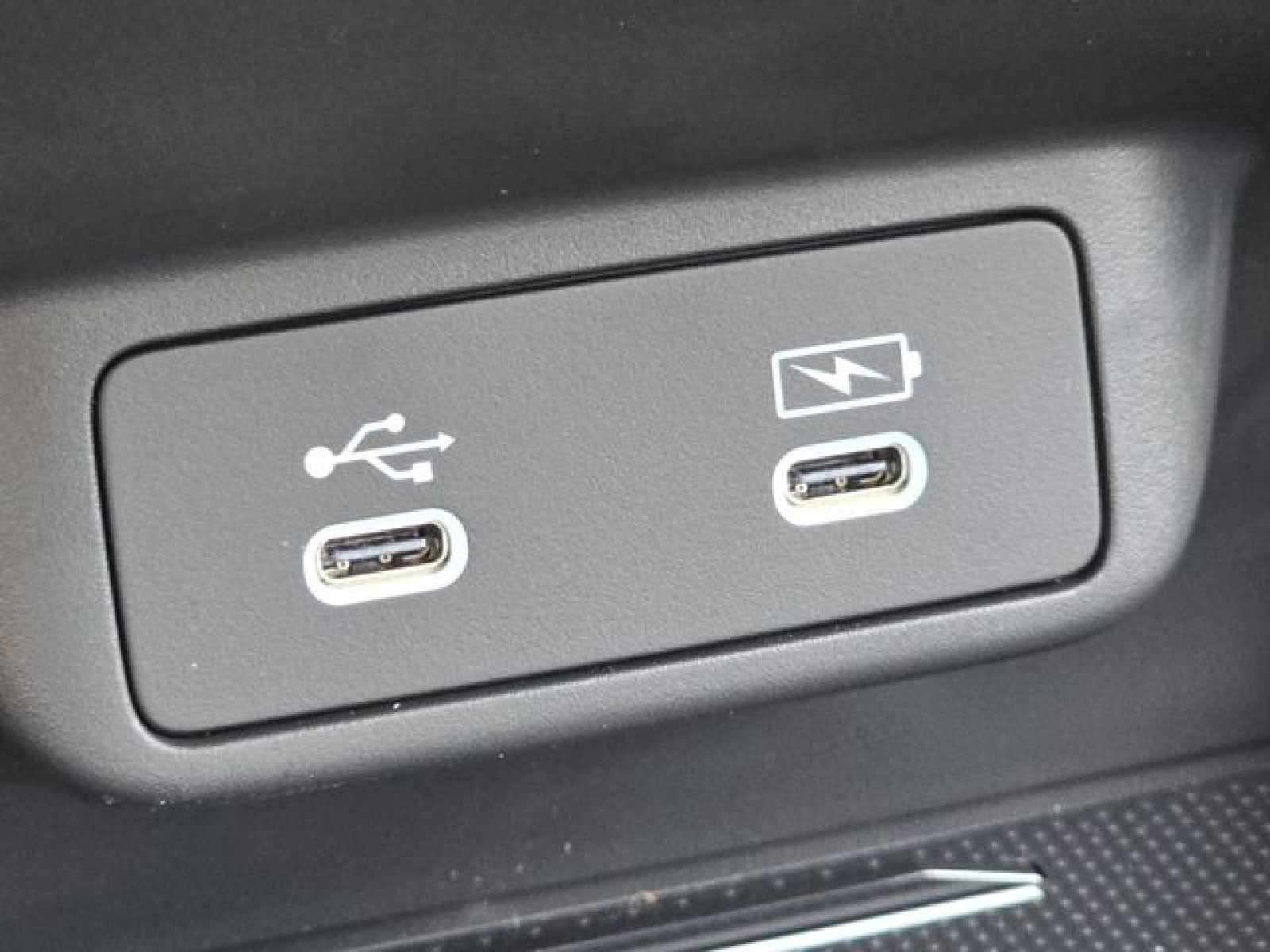 New 2026 Honda HR-V LX image 18