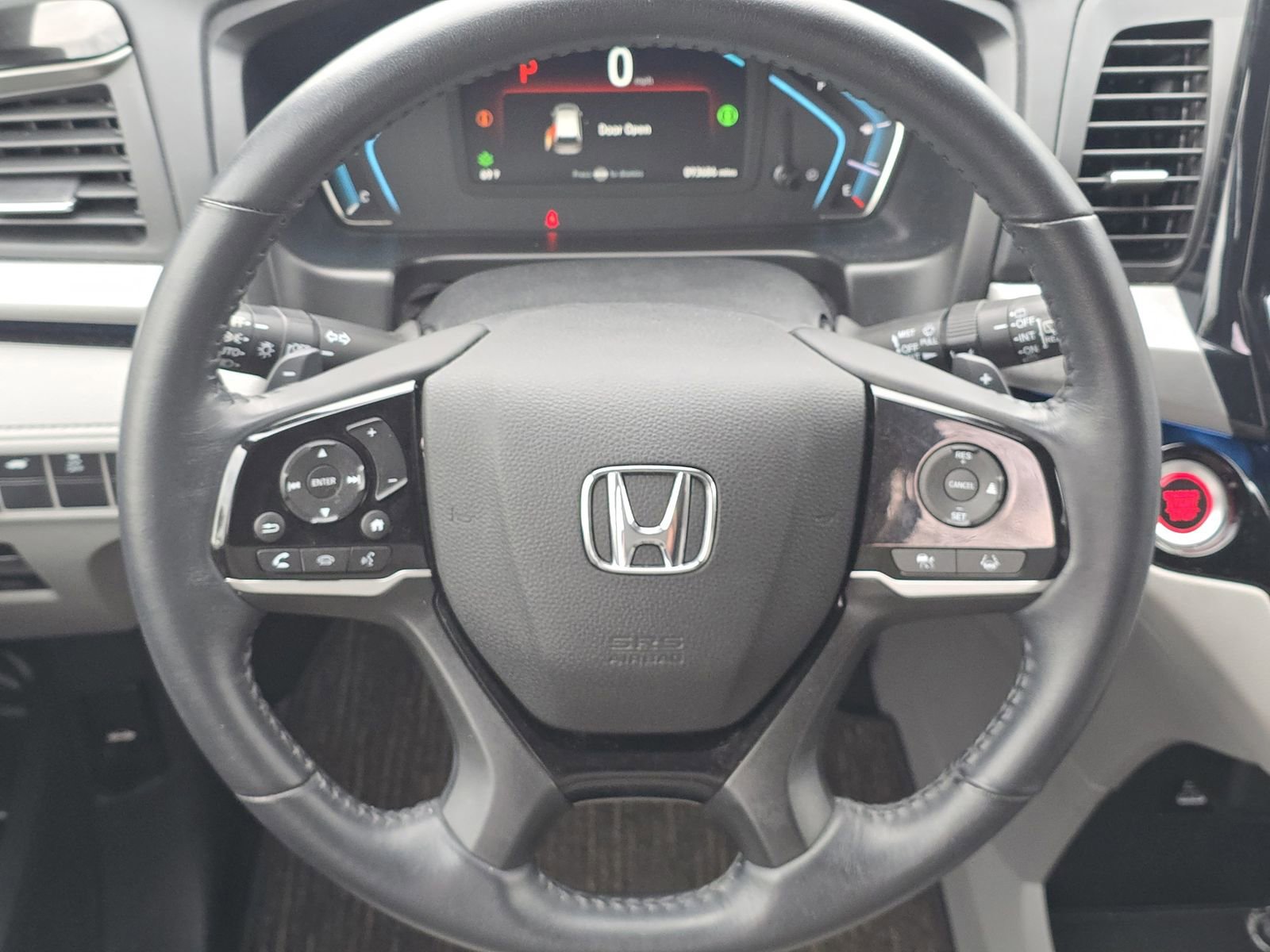 Used 2023 Honda Odyssey Touring image 21