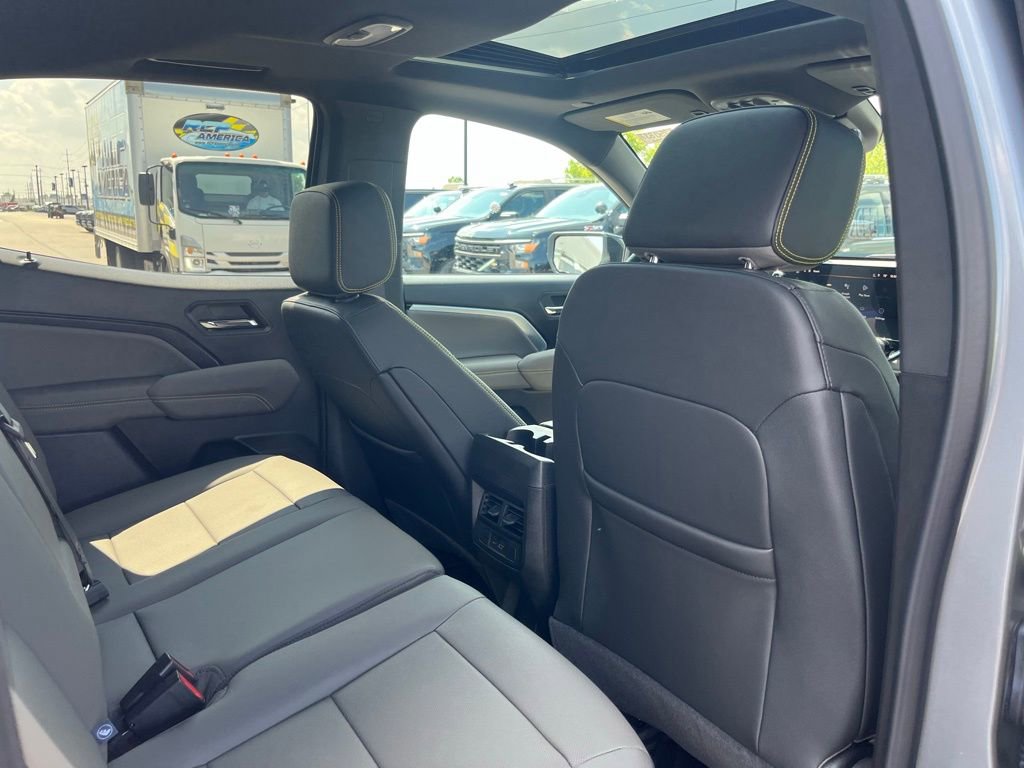 New 2025 Chevrolet Colorado ZR2 image 29