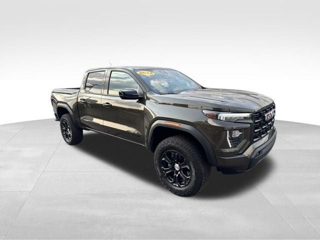 Used 2024 GMC Canyon Elevation w/ Convenience Package RWD image 3