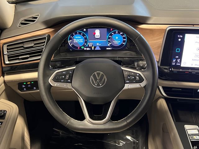 Certified 2024 Volkswagen Atlas SE FWD image 19