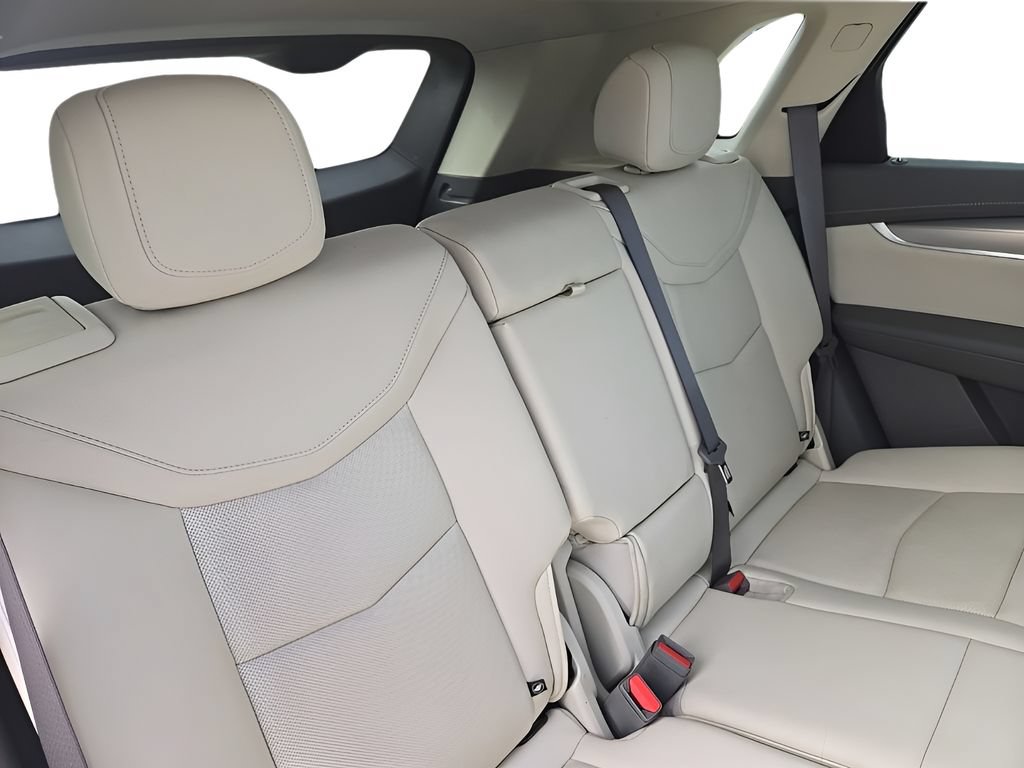 Used 2022 Cadillac XT5 Premium Luxury w/ Technology Package AWD/4WD image 28