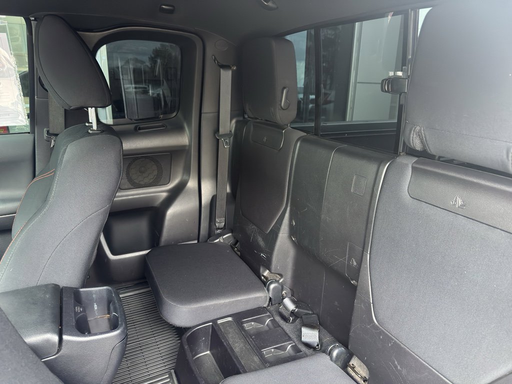 Used 2018 Toyota Tacoma TRD Off-Road image 7