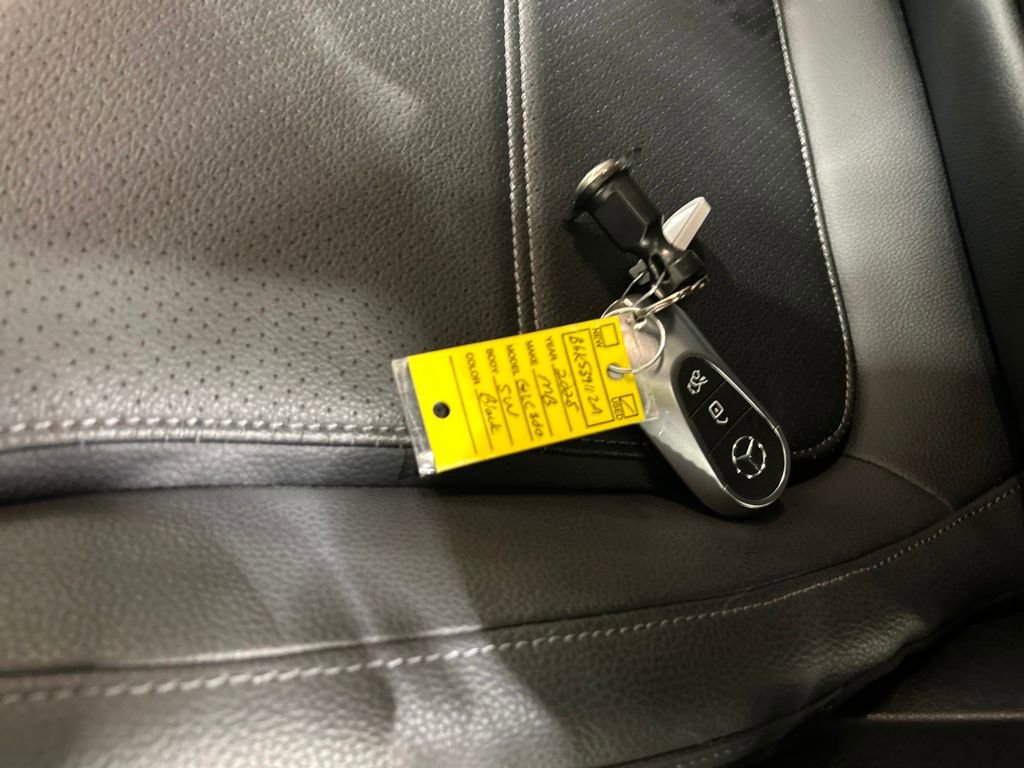 Used 2025 Mercedes-Benz GLC 300 GLC 300 image 39