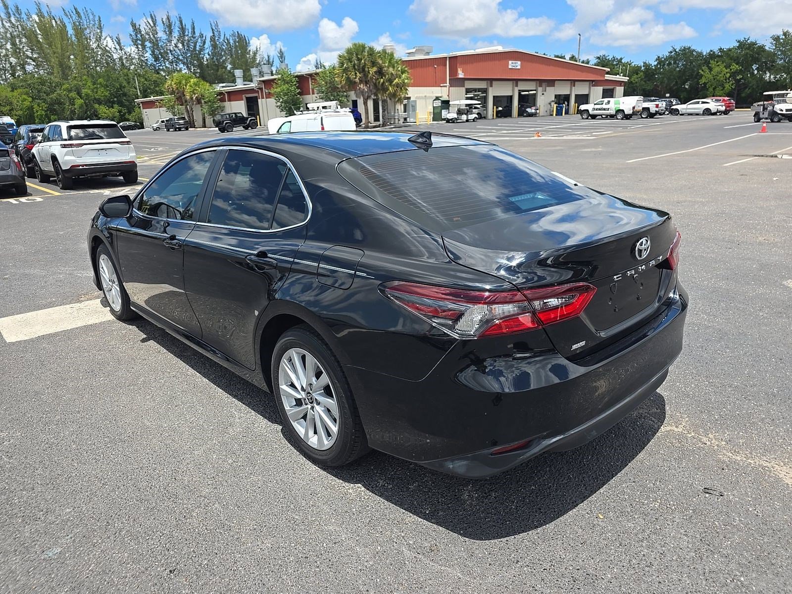 Used 2024 Toyota Camry LE FWD image 8