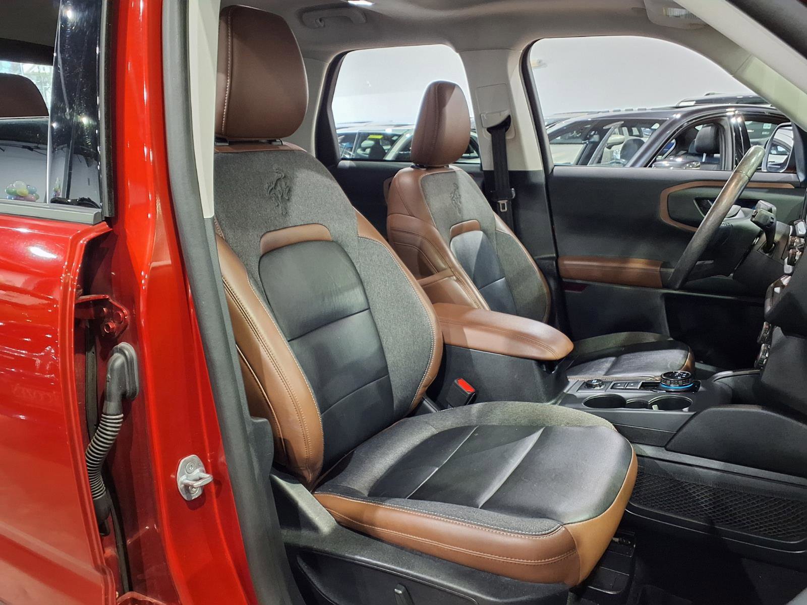 Used 2022 Ford Bronco Sport Outer Banks w/ Tech Package image 19