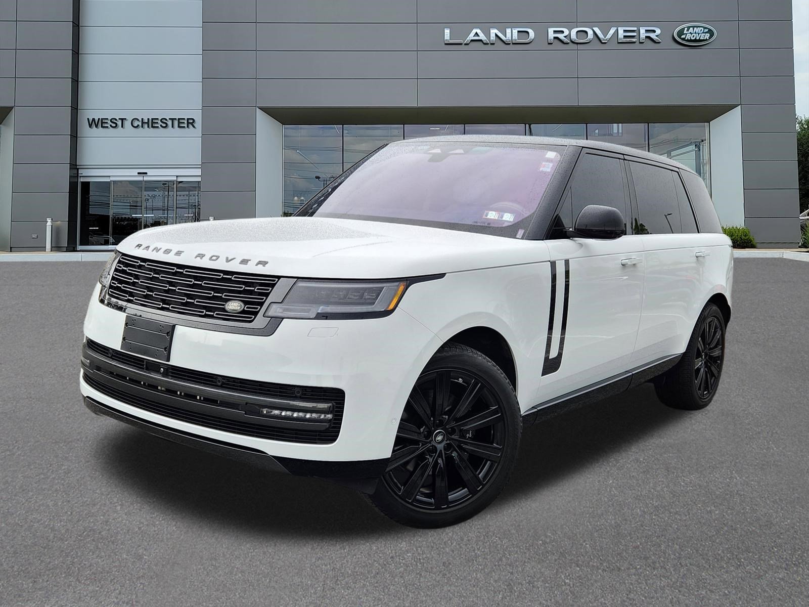 Certified 2023 Land Rover Range Rover Long Wheelbase SE AWD/4WD image 1