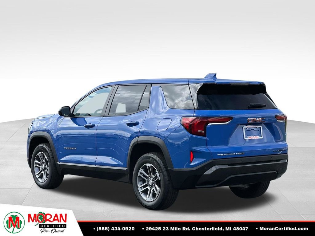 Used 2025 GMC Terrain Elevation AWD/4WD image 4
