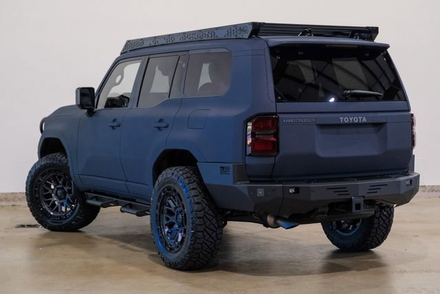 Used 2025 Toyota Land Cruiser image 19