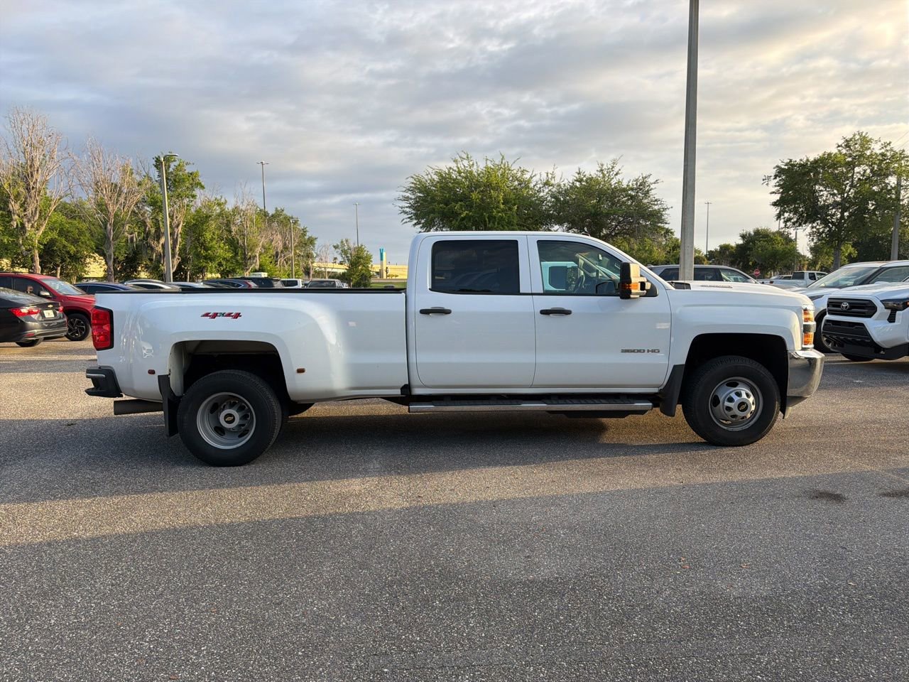 Used 2019 Chevrolet Silverado 3500 W/T w/ WT Convenience Package AWD/4WD image 6