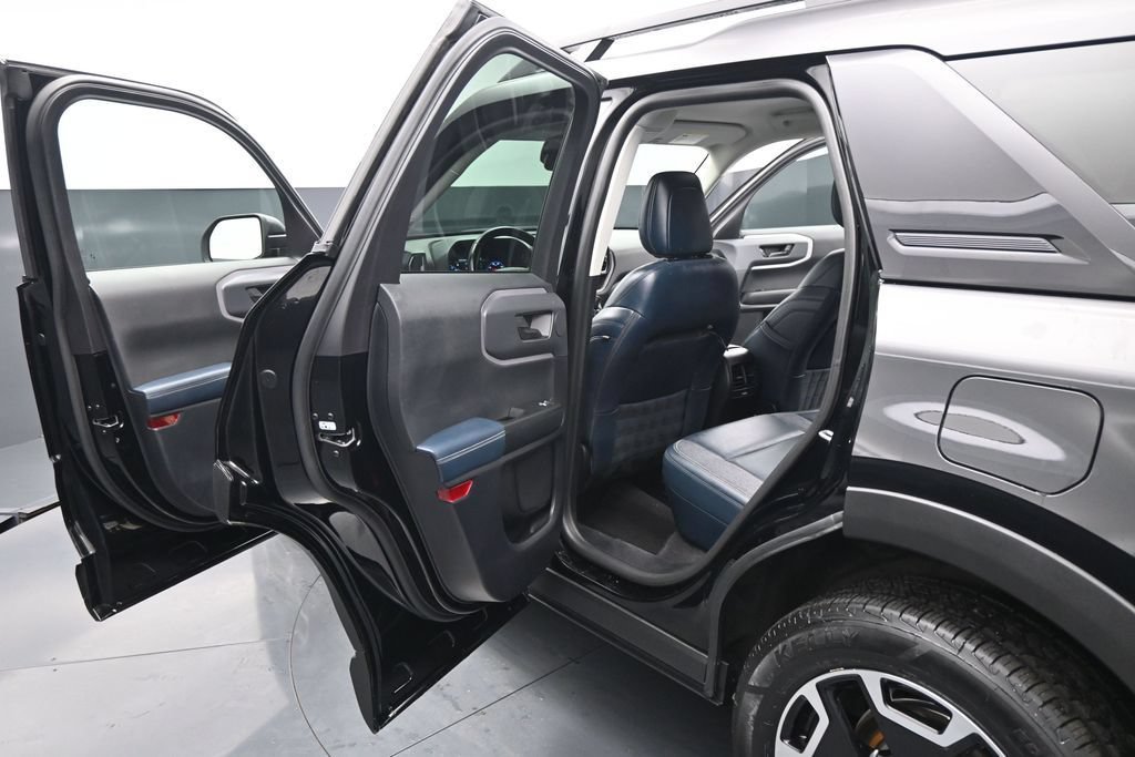 Used 2023 Ford Bronco Sport Outer Banks w/ Tech Package AWD/4WD image 19