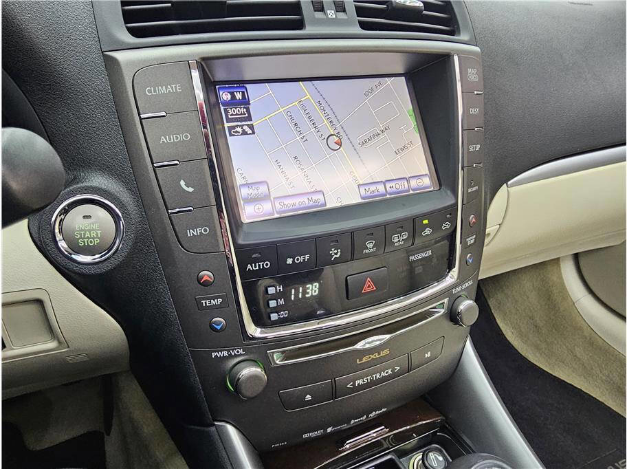 Used 2014 Lexus IS 250C w/ Navigation System Package RWD image 18