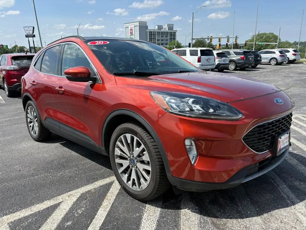 Used 2020 Ford Escape Titanium AWD/4WD image 7