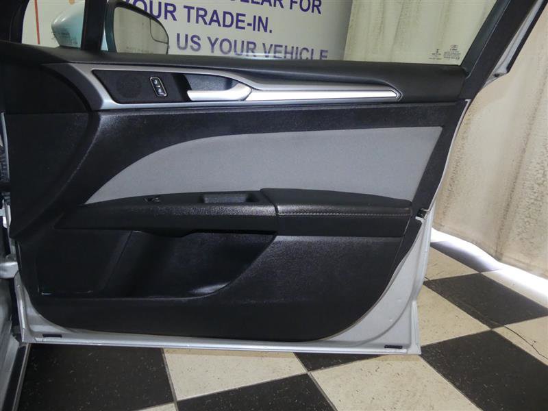 Used 2016 Ford Fusion S w/ Equipment Group 101A image 22