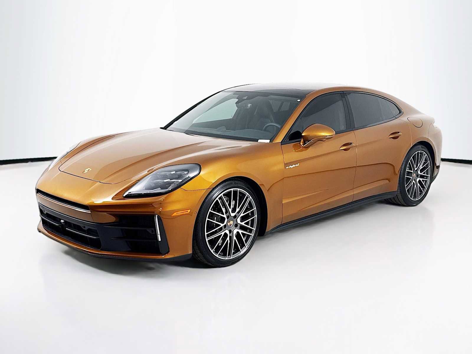 New 2026 Porsche Panamera 4 image 1