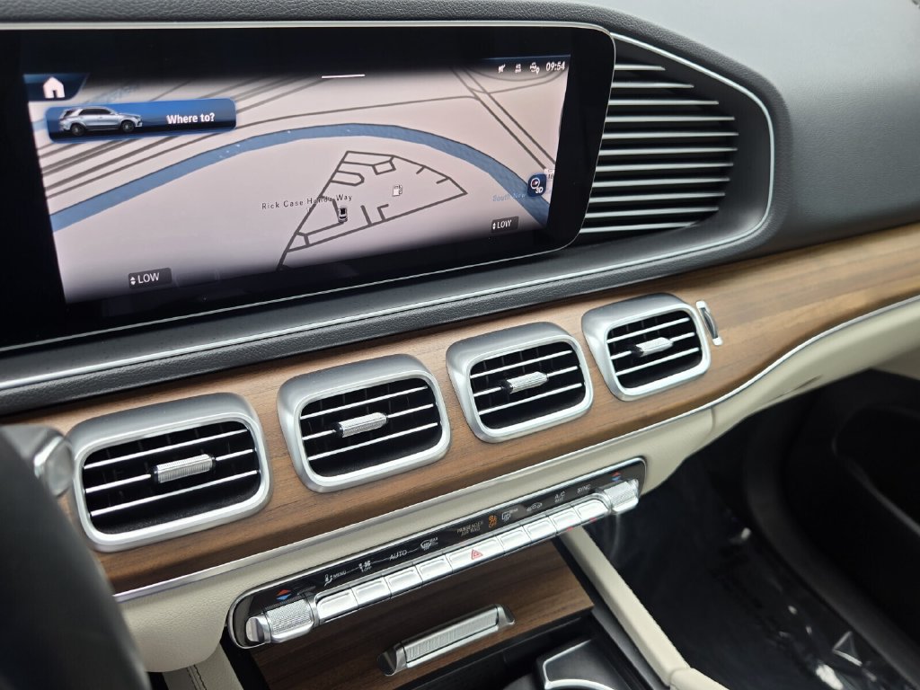Used 2025 Mercedes-Benz GLE 350 4MATIC image 20