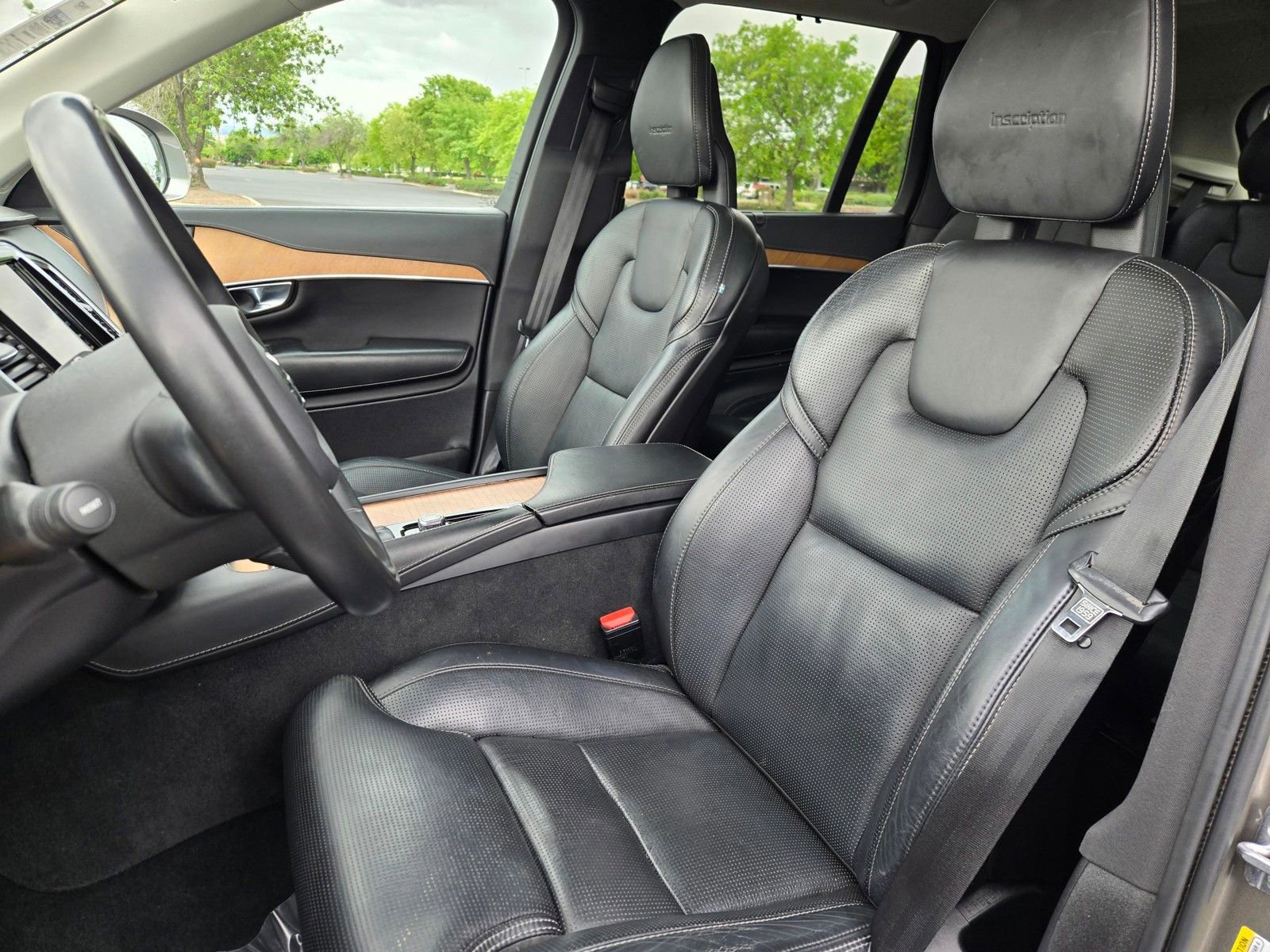 Used 2020 Volvo XC90 T6 Inscription w/ Protection Package Premier image 15