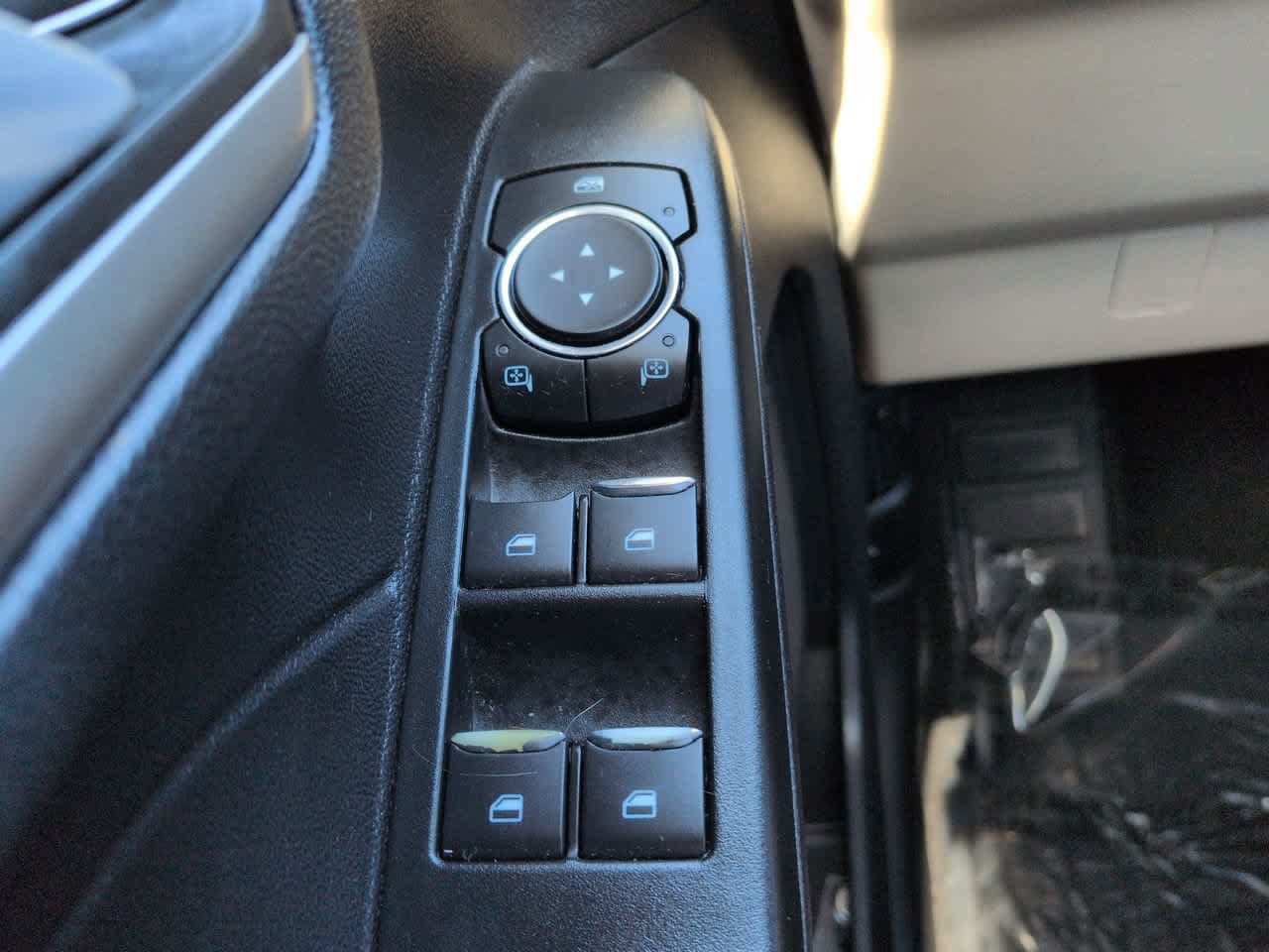 Used 2021 Ford Escape SEL FWD image 22
