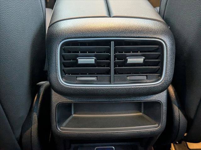 Used 2025 Mercedes-Benz GLE 450e 4MATIC image 17