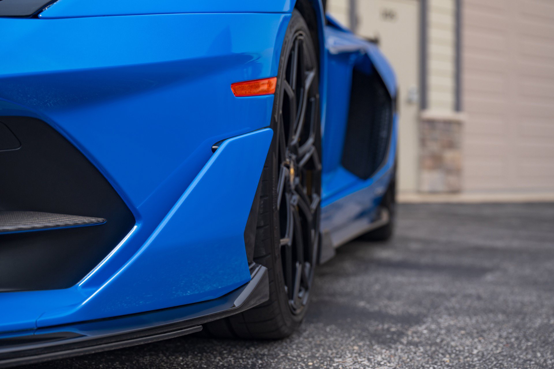 Used 2021 Lamborghini Aventador SVJ AWD/4WD image 44