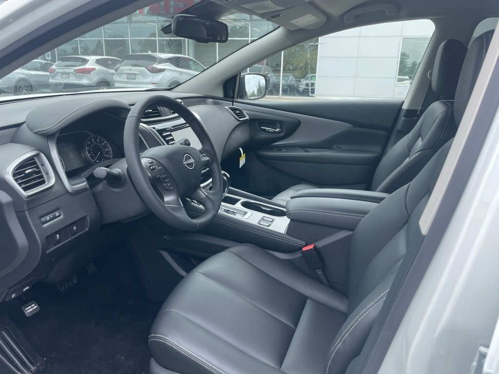 Certified 2024 Nissan Murano SV w/ SV Midnight Edition Package image 8