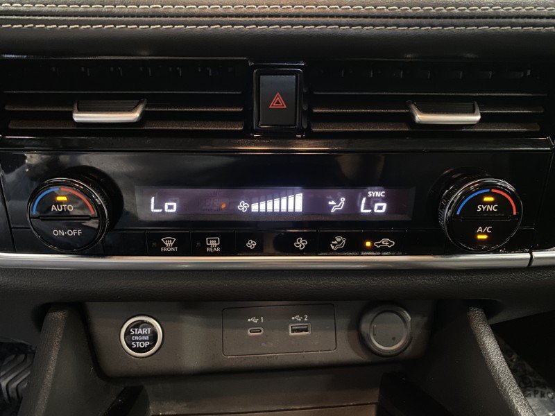 Used 2022 Nissan Rogue SV FWD image 37