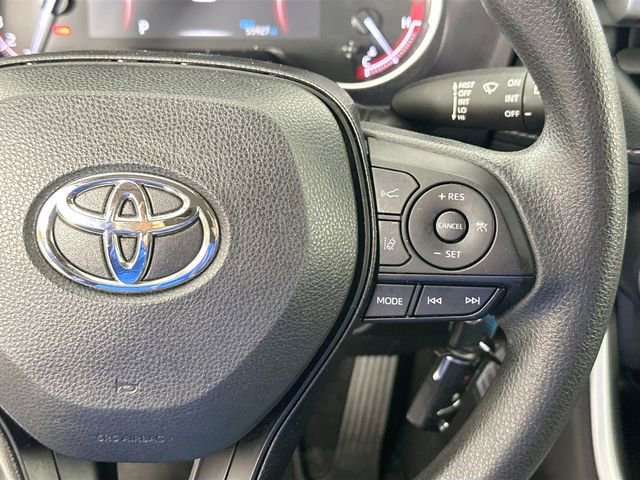 Used 2024 Toyota RAV4 LE AWD/4WD image 20