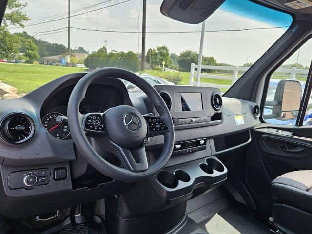 New 2024 Mercedes-Benz Sprinter 3500 image 18
