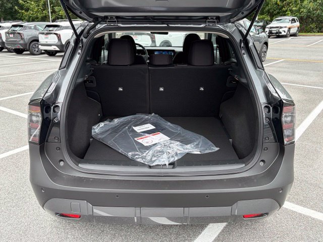 New 2026 Nissan Kicks SV w/ Cold Weather Package FWD image 7