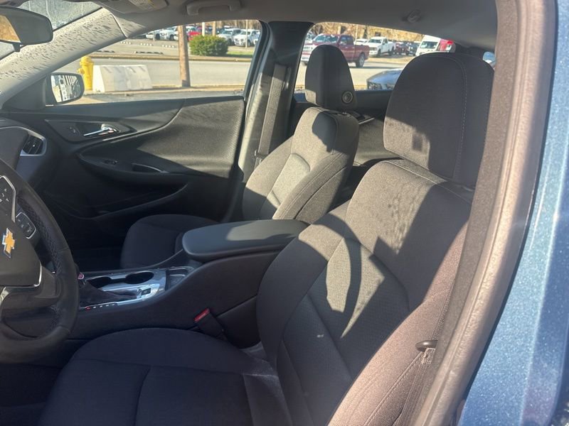 Used 2024 Chevrolet Malibu RS image 11