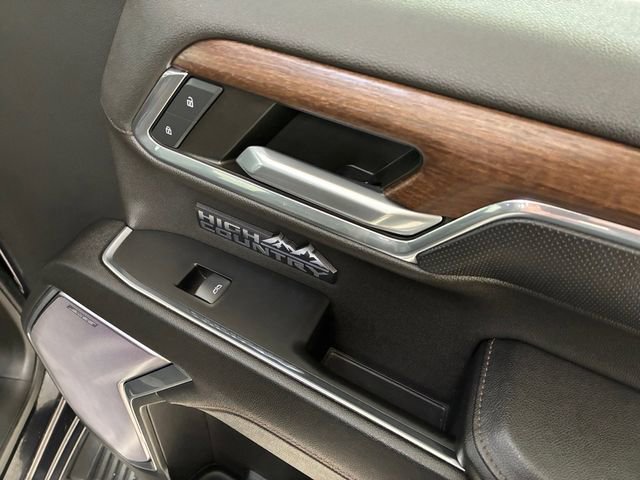 Certified 2023 Chevrolet Silverado 1500 High Country w/ High Country Premium Package AWD/4WD image 15