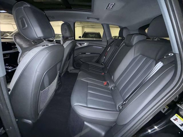 Used 2023 Audi Q4 e-tron Prestige w/ 20" Wheel Package image 19