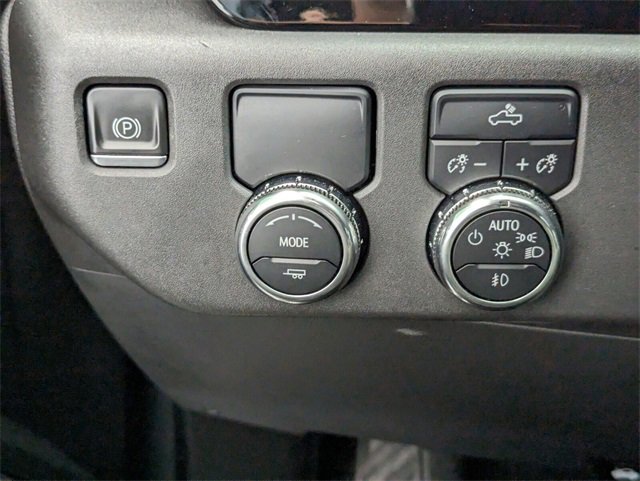 Used 2023 GMC Sierra 1500 Elevation image 26