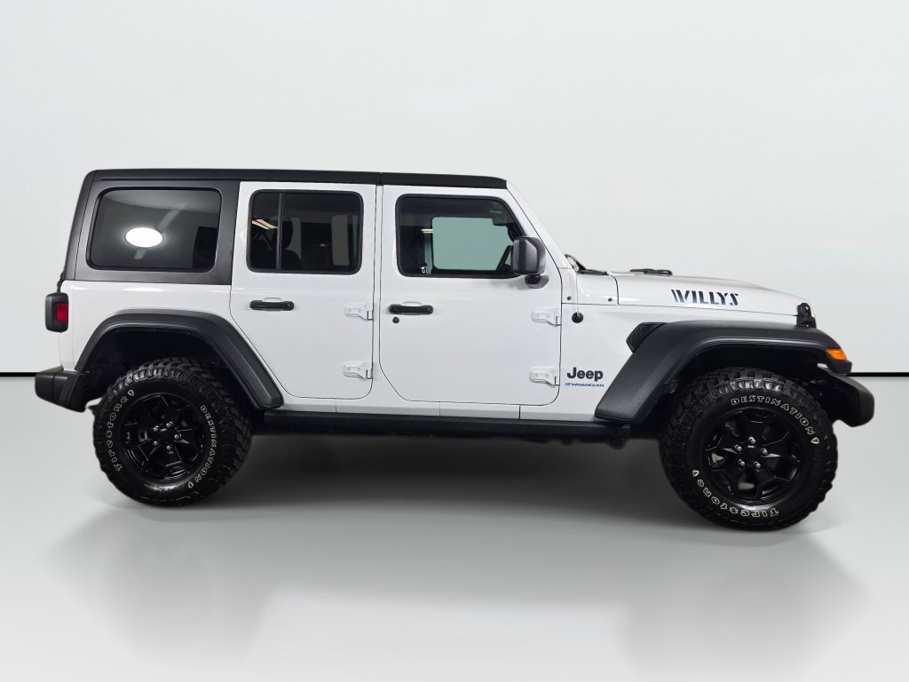 Used 2023 Jeep Wrangler Unlimited w/ Cold Weather Group AWD/4WD image 8