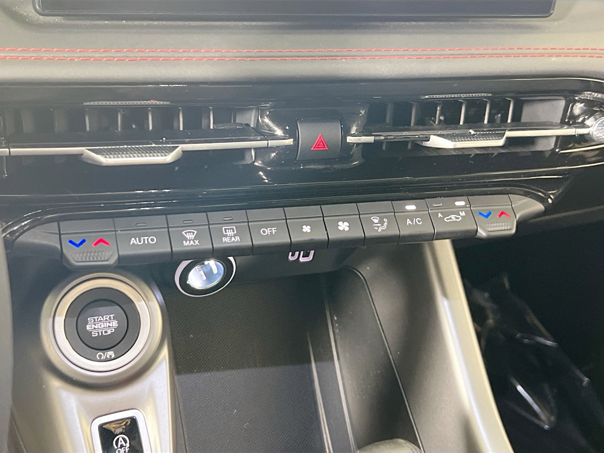 Used 2023 Dodge Hornet GT w/ GT Blacktop Package image 15